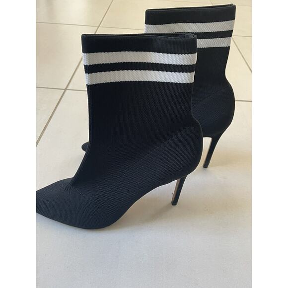 Schutz Boots Women Gisela Sock Booties Pull On Colorblock FLAWS - Picture 5 of 12